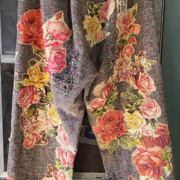 NWT MAGNOLIA PEARL PANTS 425 Applique Flower Miner Pink Floral Riley Black - Picture 5 of 6
